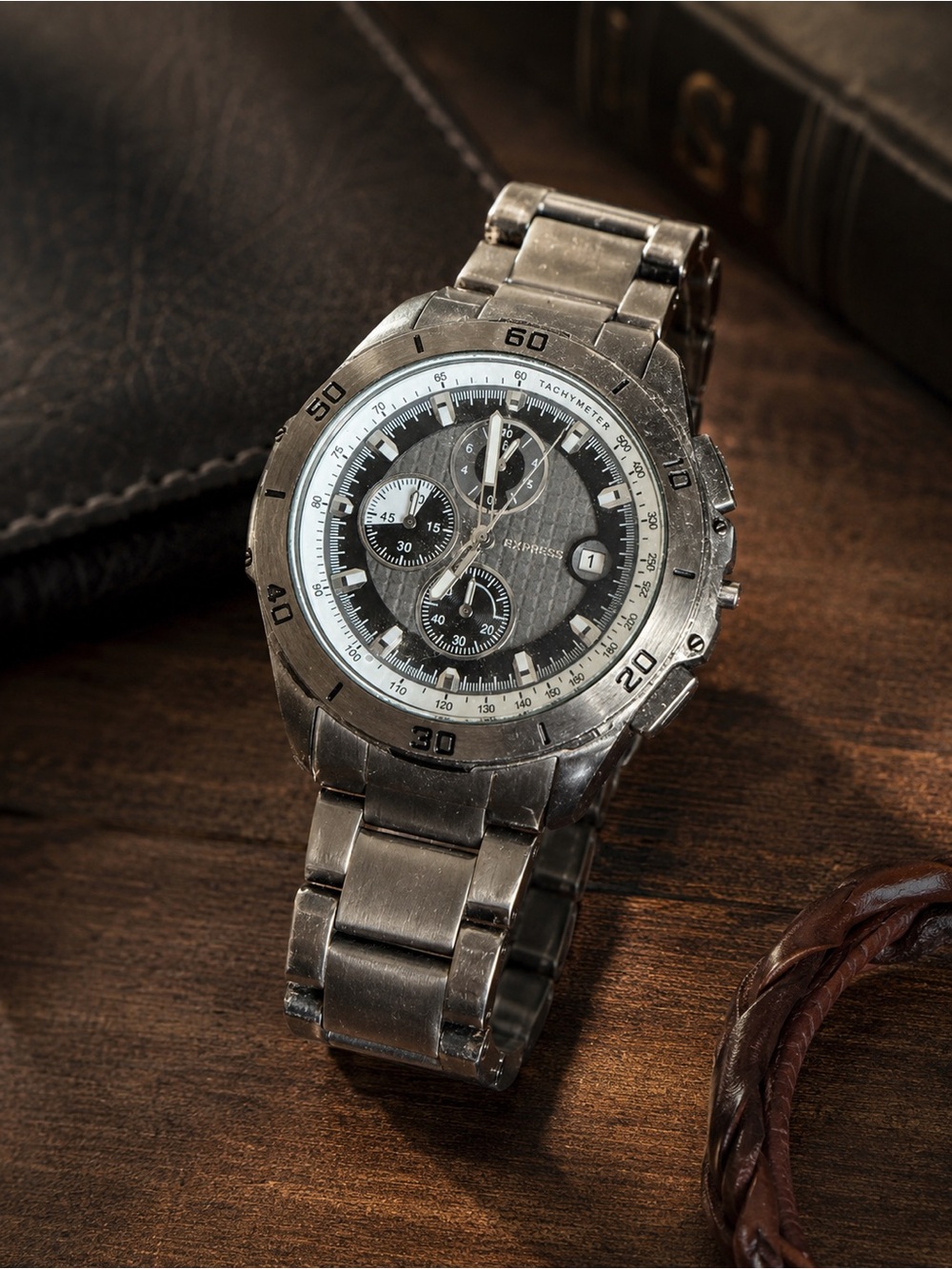Express Men’s Chronograph Watch Stainless Steel Tachymeter Quartz Date Watch